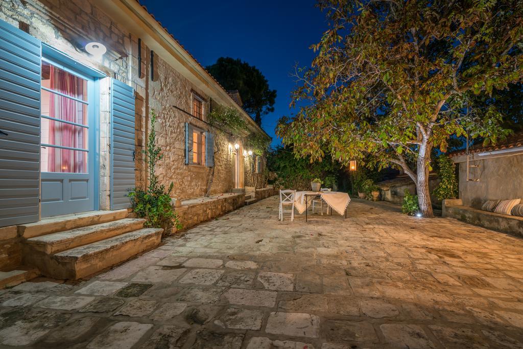 Bratis Holiday Home Καλλιθέα Εξωτερικό φωτογραφία