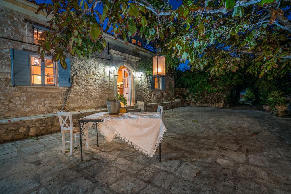 Bratis Holiday Home Καλλιθέα Εξωτερικό φωτογραφία