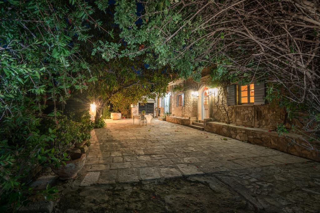 Bratis Holiday Home Καλλιθέα Εξωτερικό φωτογραφία
